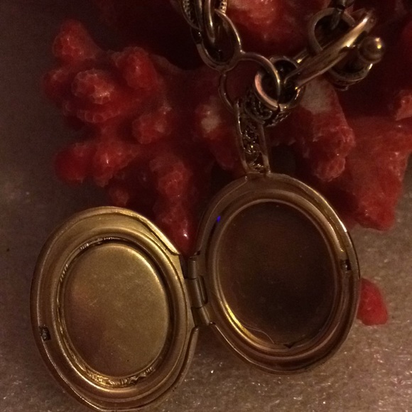 Vintage locket cat eye bracelet - Picture 2 of 7